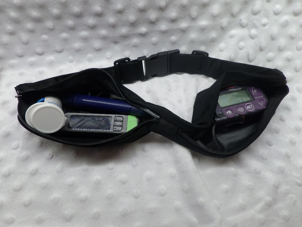 Black Double Pocket Spandex Insulin Pump Band Belt - Click Image to Close