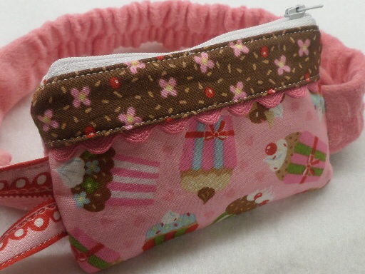 Cherry on Top Cupcake Insulin Pump Pouch Case - Click Image to Close