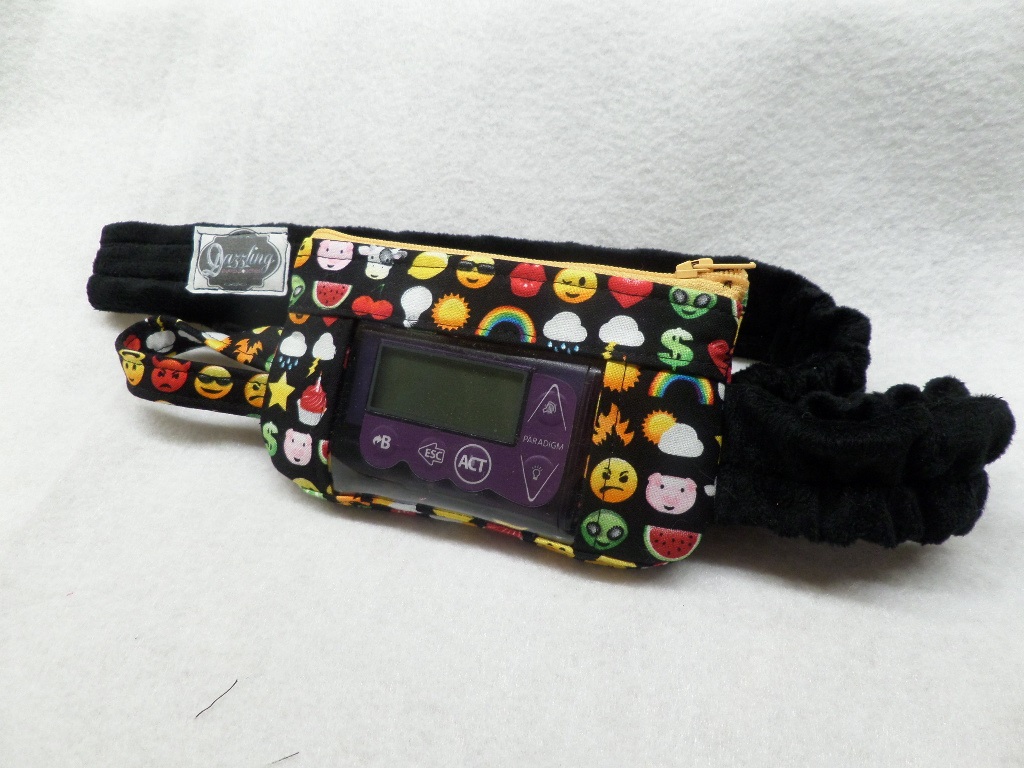 Emoticon Insulin Pump Case For Kids with Optional Window - Click Image to Close