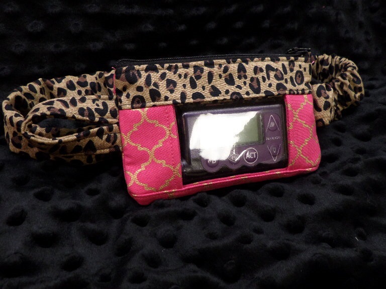 Pink Gold Moroccan w Cheetah Insulin Pump Pouch - Click Image to Close