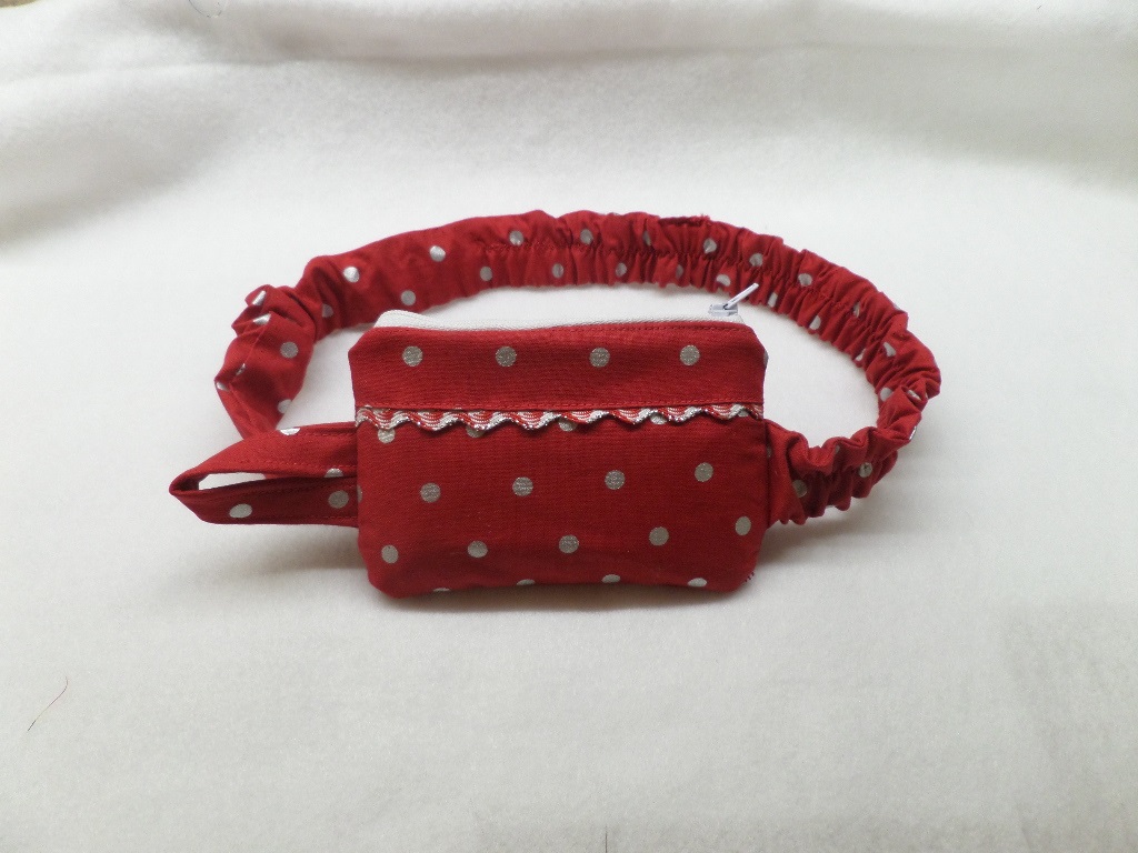 Festive Holiday Insulin Pump Pouch Red Silver Metallic Dot | - Click Image to Close