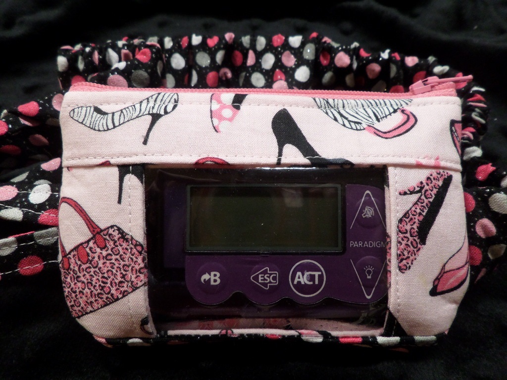 Glam Girl Window Insulin Pump Pouch Case - Click Image to Close