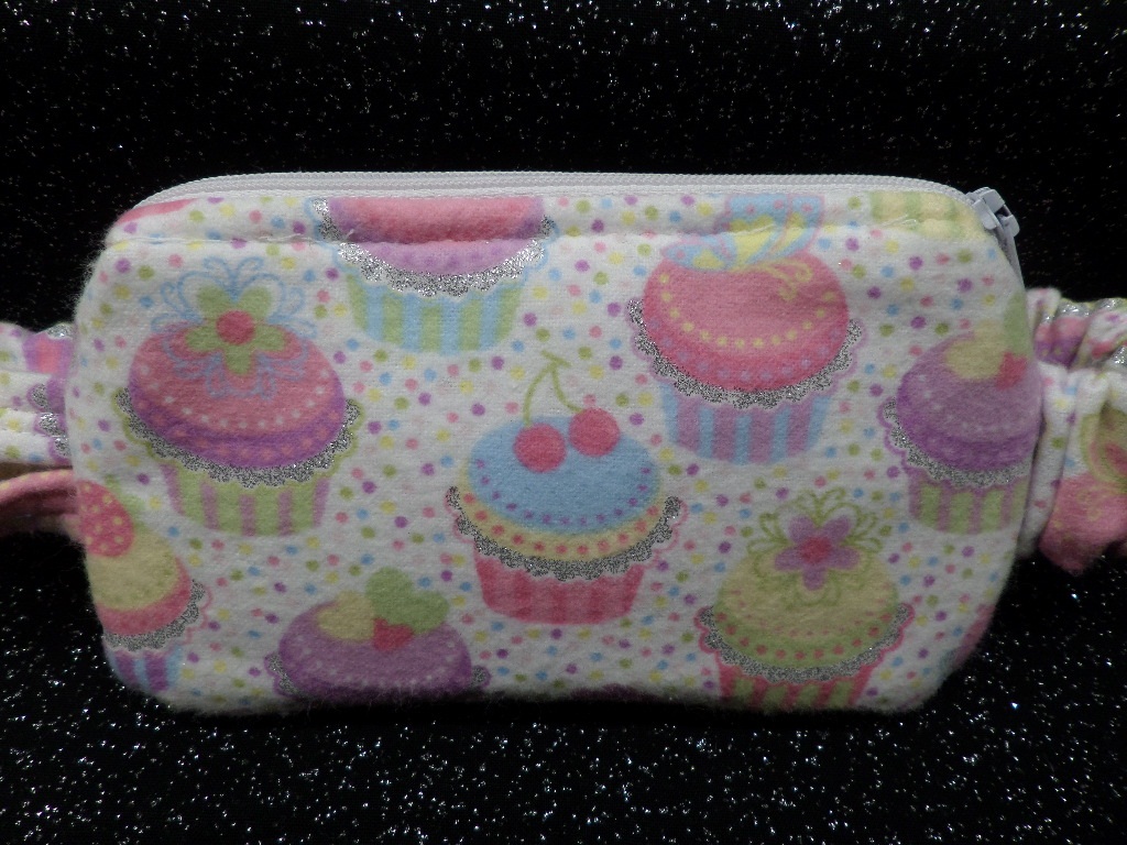 Glitter Cupcakes Insulin Pump Pouch Case - Flannel pump pouch