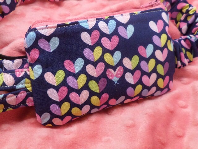 Hearts on Navy Blue Insulin Pump Pouch