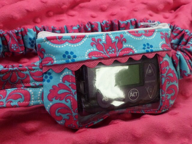 Damask Insulin Pump Pouch in Ht Pink & Turquoise optional window